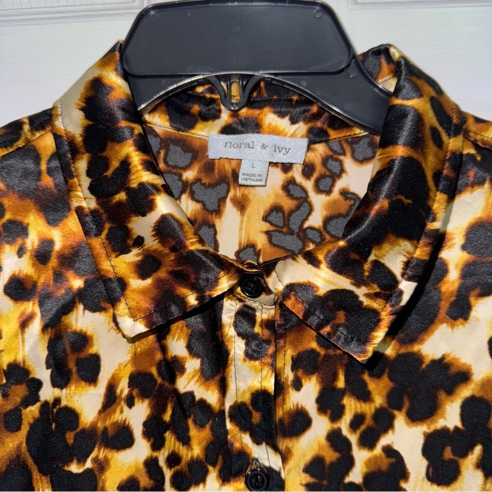 Floral & Ivy Leopard Print Collared Button Down Blouse - Picture 5 of 14